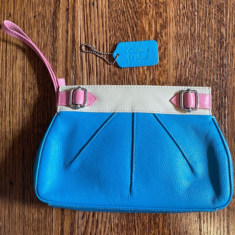 Barneys wristlet clutch leather pouch zipper closure. Barneys clutch.